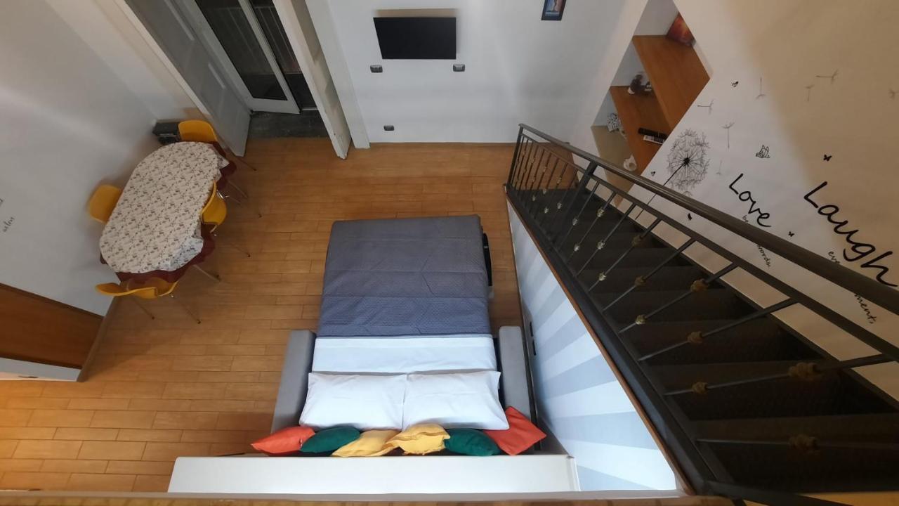 White Home Quartieri Spagnoli Napoli Exterior foto