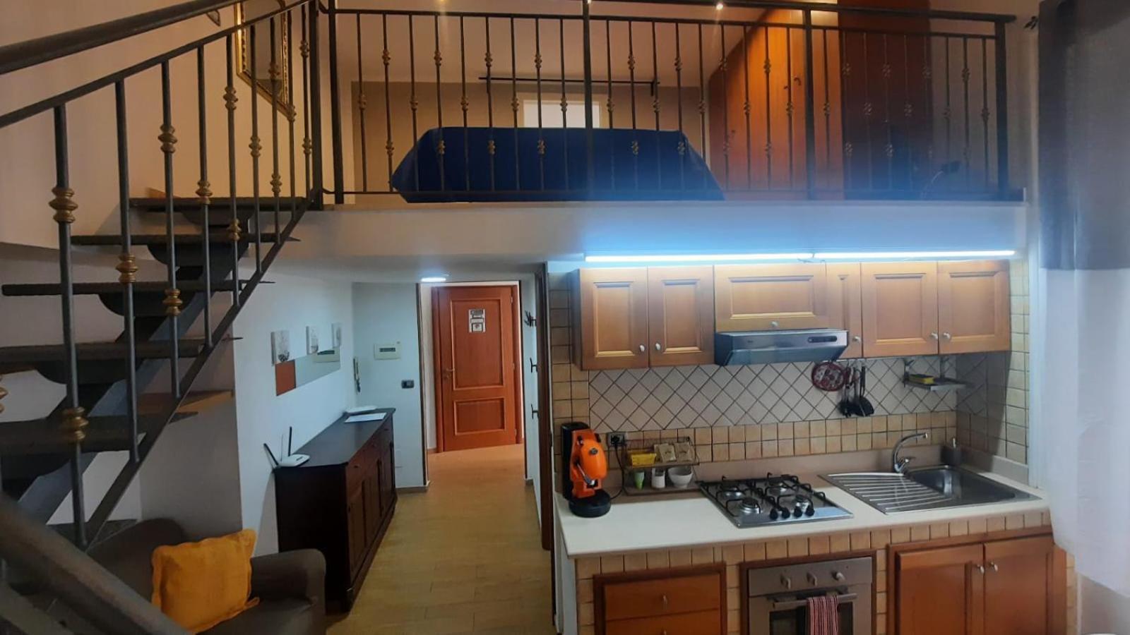 White Home Quartieri Spagnoli Napoli Exterior foto